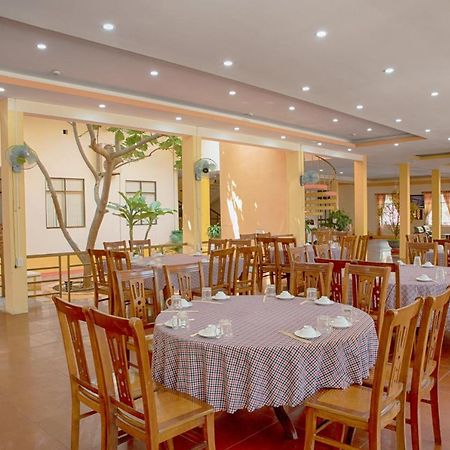 Khach San Ngan Hang - Bank Hotel فونج تاو المظهر الخارجي الصورة