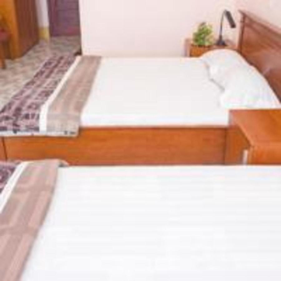 Khach San Ngan Hang - Bank Hotel فونج تاو المظهر الخارجي الصورة