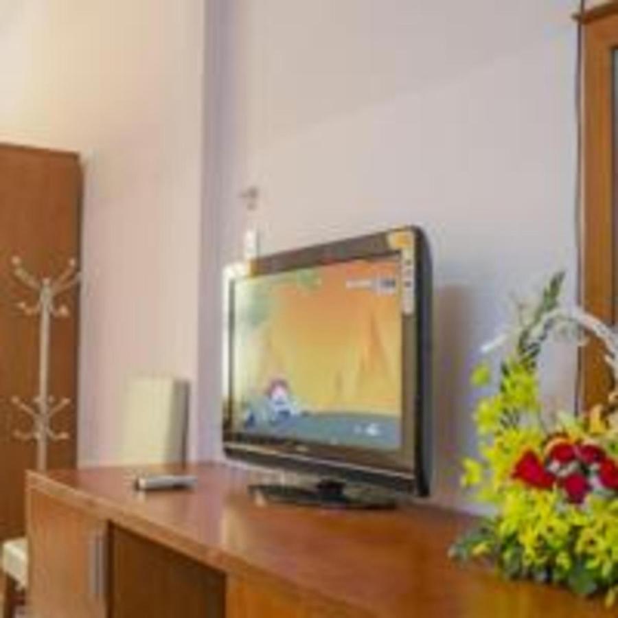 Khach San Ngan Hang - Bank Hotel فونج تاو المظهر الخارجي الصورة